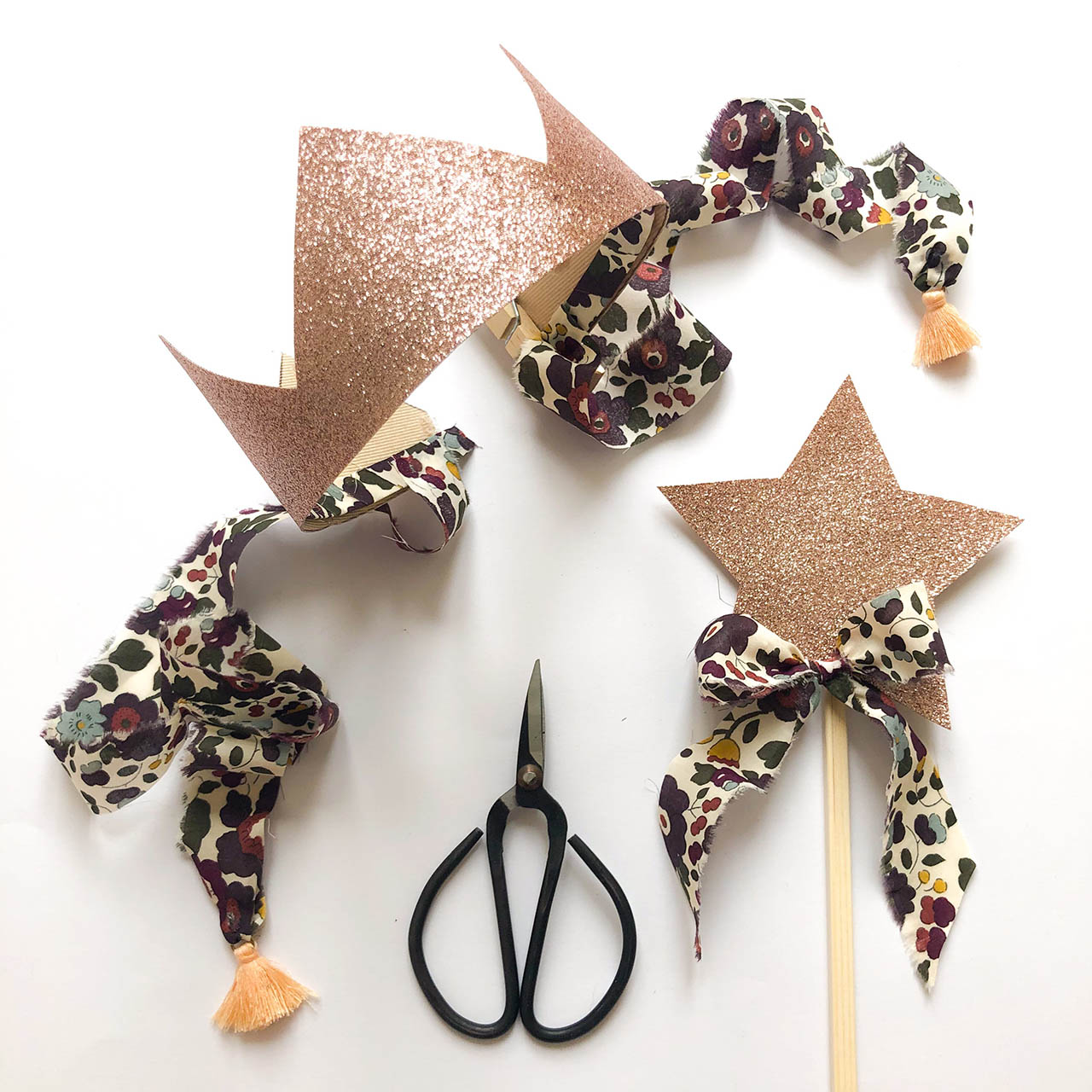 CROWNS